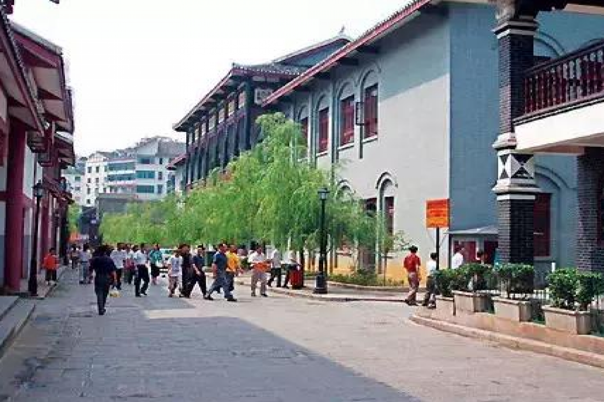 遵義會(huì)址紅軍街